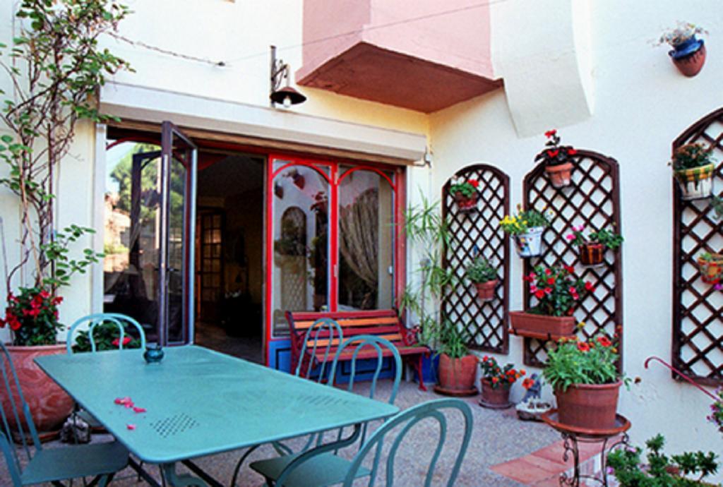 La Maison De Josepha Hotel Ferrals-lès-Corbières Екстериор снимка